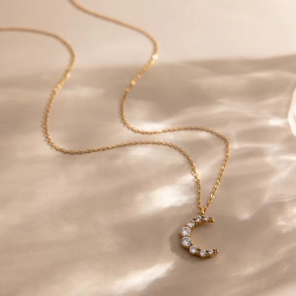 18K Gold Plated Cubic Zirconia Crescent Moon Necklace - Picture 6 of 8